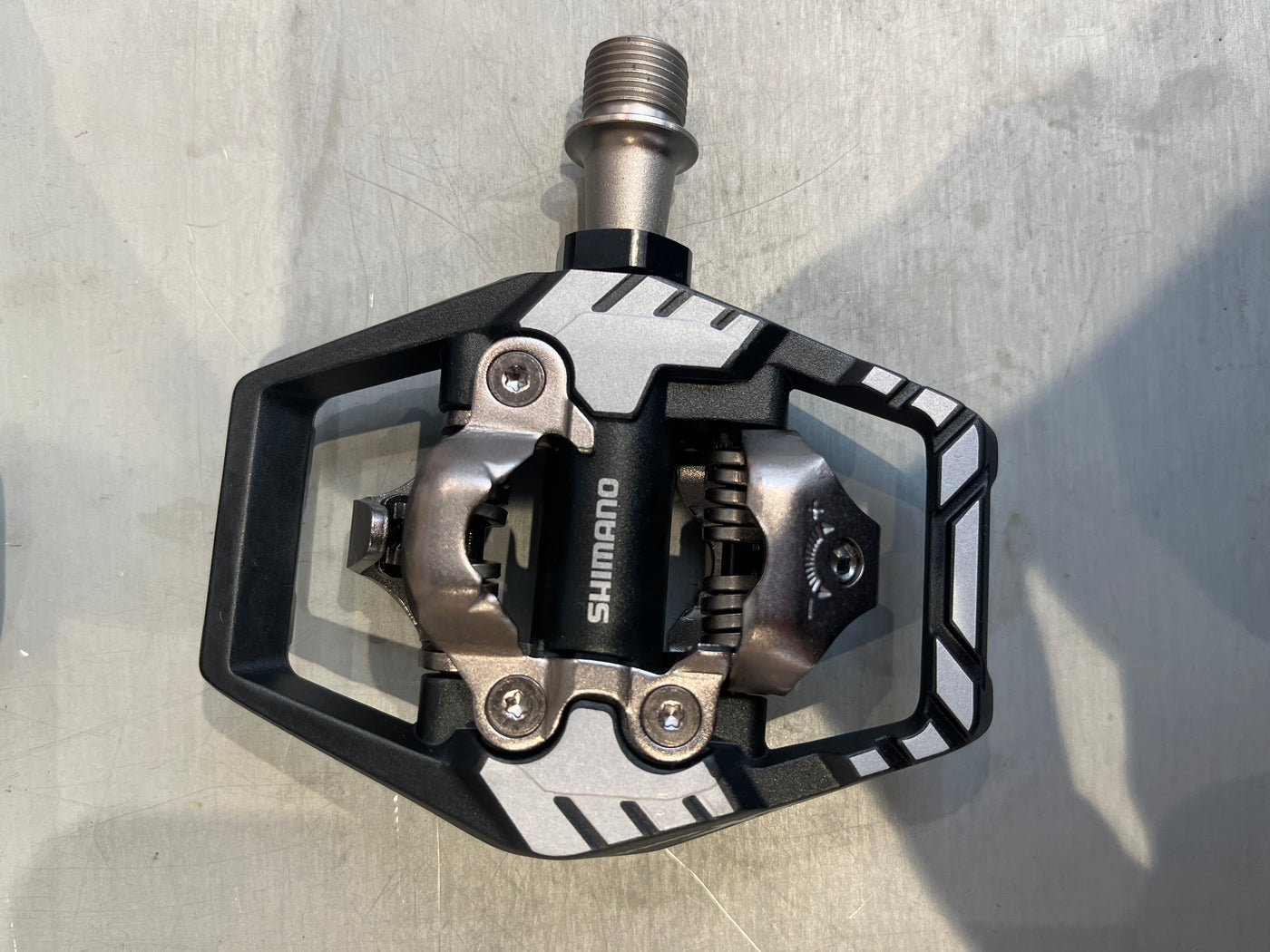 Shimano PD-M8120 Deore XT trail wide SPD pedal