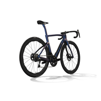 Pinarello Dogma F, Luxter Blue 2025